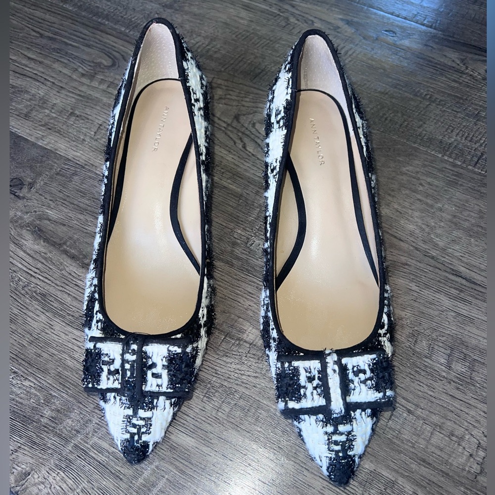 Ann Taylor Tweed Black White Plaid Pumps Size 8.5